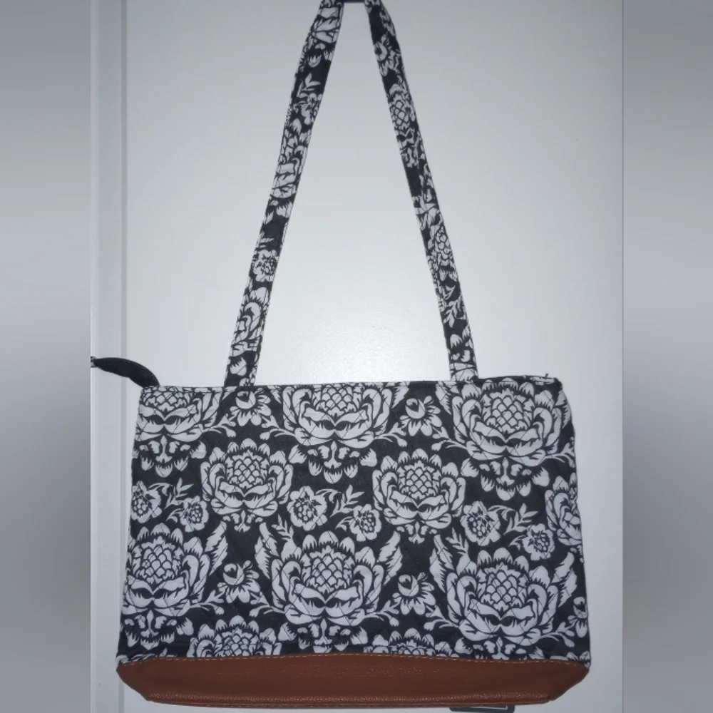 Floral Handbag - Picture 2 of 5